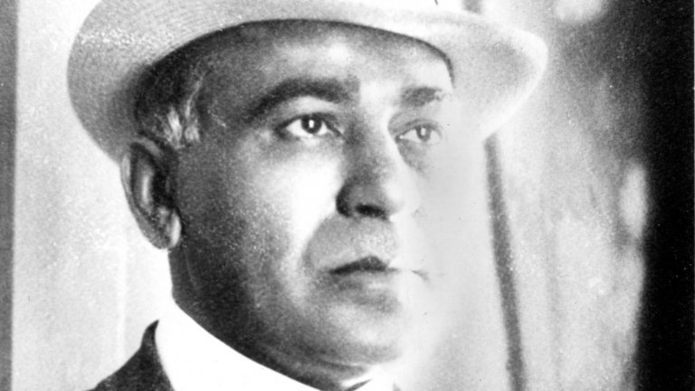 Народният театър отбелязва 150 години от рождението на Сава Огнянов с изложба в негова памет