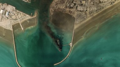 Иран отвърна на удара с атака по военна база на САЩ в Близкия изток