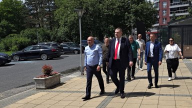 Пеевски за разпита на Мюмюн: Това е полицейско насилие, Радев да реагира веднага (видео)