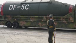 Китай изгражда пускови площадки в близост до силозите си за ядрени ракети