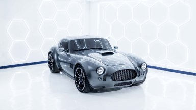 Британската компания AC Cars представи Cobra GT Coupe