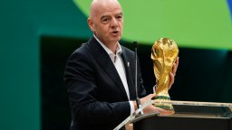 И "зелените" подкараха с критики шефа на ФИФА за Световното