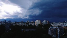Заради опасното време в София отмениха церемонията за гибелта на Ботев (видео/снимки)