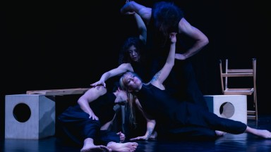 Последен шанс за DANCEPERIMENTAL: Спектакълът, който се ражда от историите на публиката