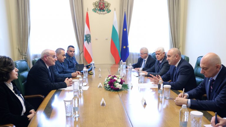 Румен Радев се срещна с министъра на отбраната на Ливан