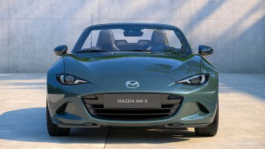 Mazda представи MX-5 в нов цинково зелен цвят металик