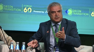 Румен Радев: Поощряваме хората да се кооперират, да инвестират и да не ги е страх от провал