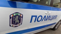 Шофьорка с 1,3 промила алкохол катастрофира в Русе, след като се блъсна в бетонен стълб