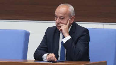 Гълъб Донев: Мисия на ЕК дойде в София, твърдо ще върви по процедура за обявяване на свръхдефицит