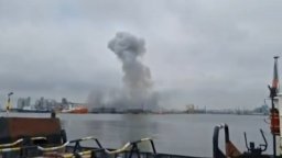 Морски дрон с експлозиви се взриви в Констанца, отцепиха района, евакуираха хората (видео)