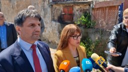 20 станаха задържаните при наркоакцията в София, открити са 400 дози "билка", смесена с амфетамин
