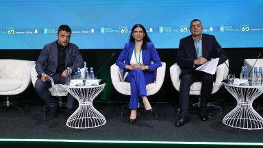 Битката за бъдещето: Как Европа да се измъкне от технологичната хватка на САЩ и Китай