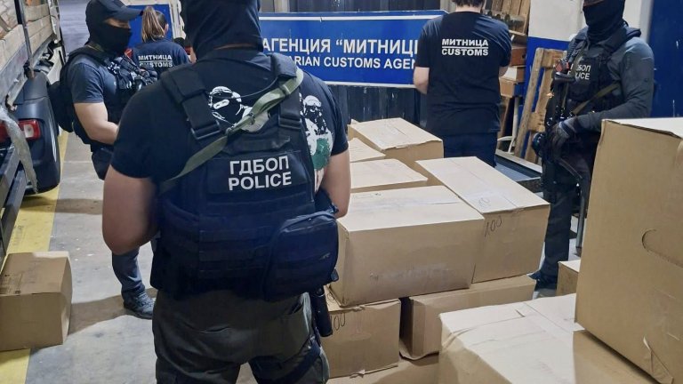 Разбиха група трафиканти на дрога за над 4 млн. евро (снимки/видео)