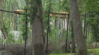 Махнаха оградата около "Баба Алино 2", показа се строеж в напреднала фаза