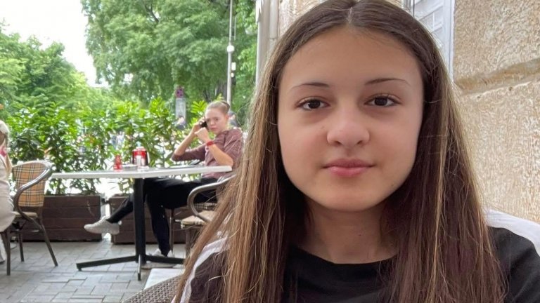 Полицията във Варна на крак заради изчезнало 13-годишно момиче