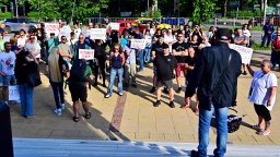 Втори протест поиска оставката на кмета на Варна (снимки)