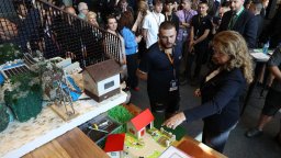 Ученици представиха идеи за бъдещето на енергетиката пред институции и бизнес