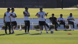 Неймар още не тренира, Бразлия отпразнува рождения ден на Анчелоти