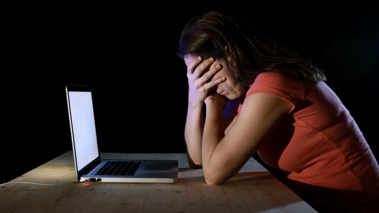 Плевенчанка изгуби 33 000 евро след фалшив AI репортаж за изгодна инвестиция