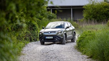 Suzuki навлиза в електрическата мобилност с eVitara (галерия и видео)