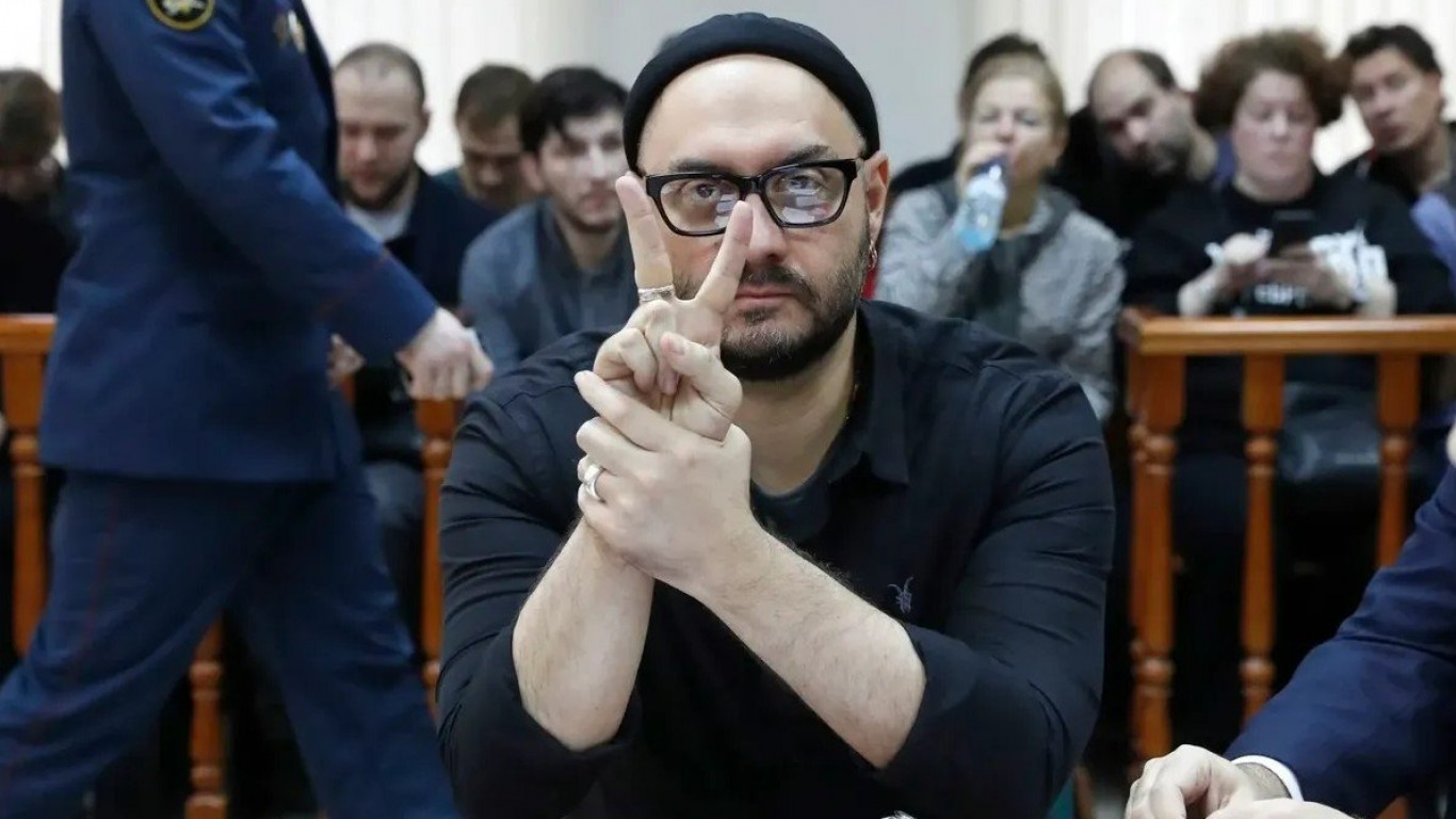 Световноизвестният театрален и филмов режисьор Кирил Серебренников пристигна в София