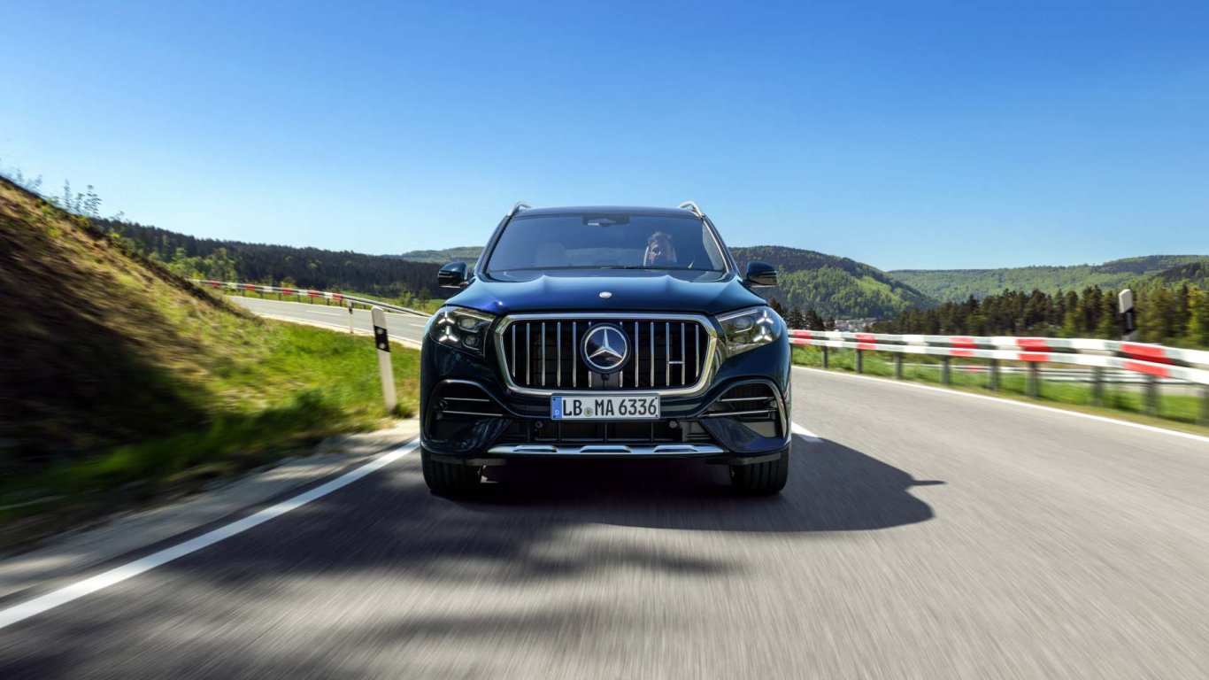Mercedes-Benz стартира пилотен проект за картографиране на пътни дефекти