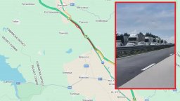 Ремонтът превърна "Тракия" в паркинг към Пловдив, тапата започва от Вакарел (видео)