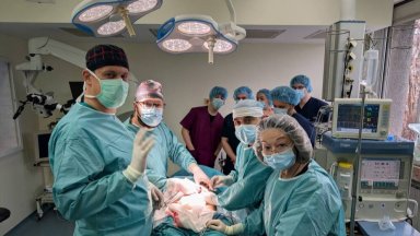 За първи път в България замениха хранопровод с тънко черво