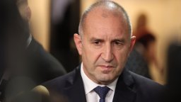 Румен Радев ще наложи вето на новия пакет санкции срещу Русия