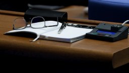Отхвърлиха предложението съдия да контролира съдията, разследващ главния прокурор