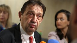 "Кълбото се разплита": Открити са 42 фалшиви удостоверения за строежи във Варна