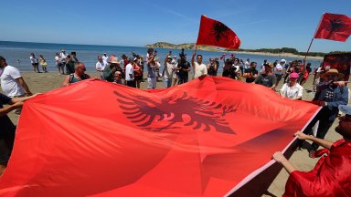 Албанците на бунт срещу курортите на Иванка Тръмп: "Не искаме да бъдем Дубай"
