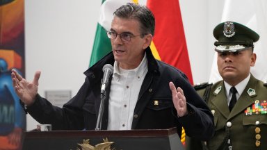 Президентът Пас обяви извънредно положение в Боливия