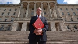 Стармър обяви, че подава оставка като премиер и лидер на лейбъристите