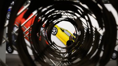 Изложението "Арт Базел" в Швейцария приключи със силни продажби и 90 000 посетители