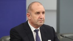 Кабинетът "Радев" няма да замразява минималната заплата