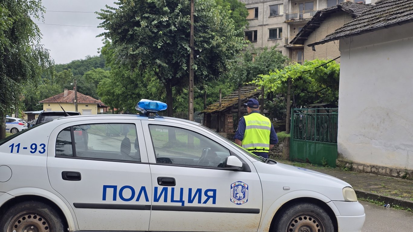 Съдът постанови постоянен арест за втори обвиняем по случая с тройното убийство в Угърчин