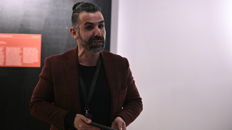 Д-р Пламен Петров: Изложбата "Изкуство и закон" показва институционалните проблеми в работата на галериите