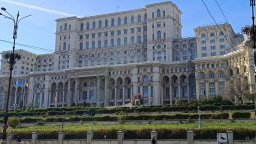 В Букурещ приеха закон за обединението на Румъния и Молдова 