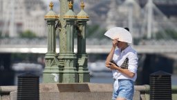 40-градусова жега в Европа: Белгия, Великобритания и Франция счупиха рекорди