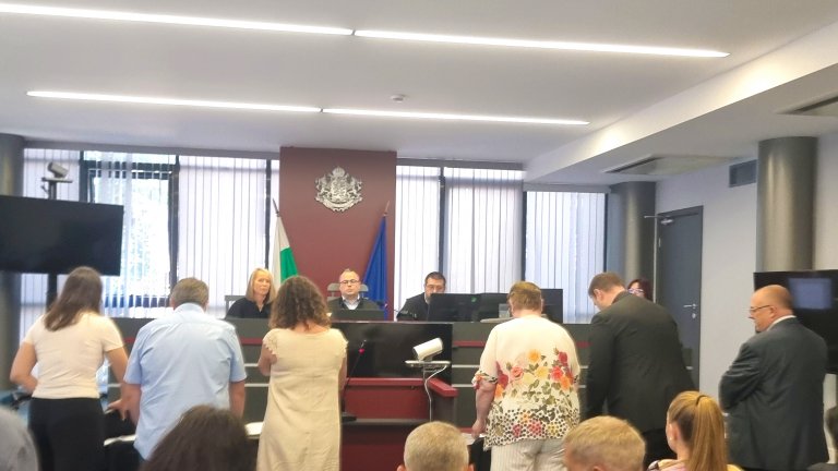 Дадоха ход на делото за спиране на референдума за завода за барут в Карлово