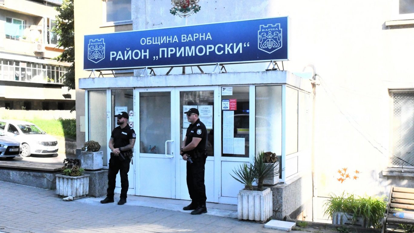 На 3 юли 2026 година бившият главен архитект на район
