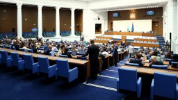 Парламентът задължи магистратите да изберат своите представители в новия ВСС до 17 октомври