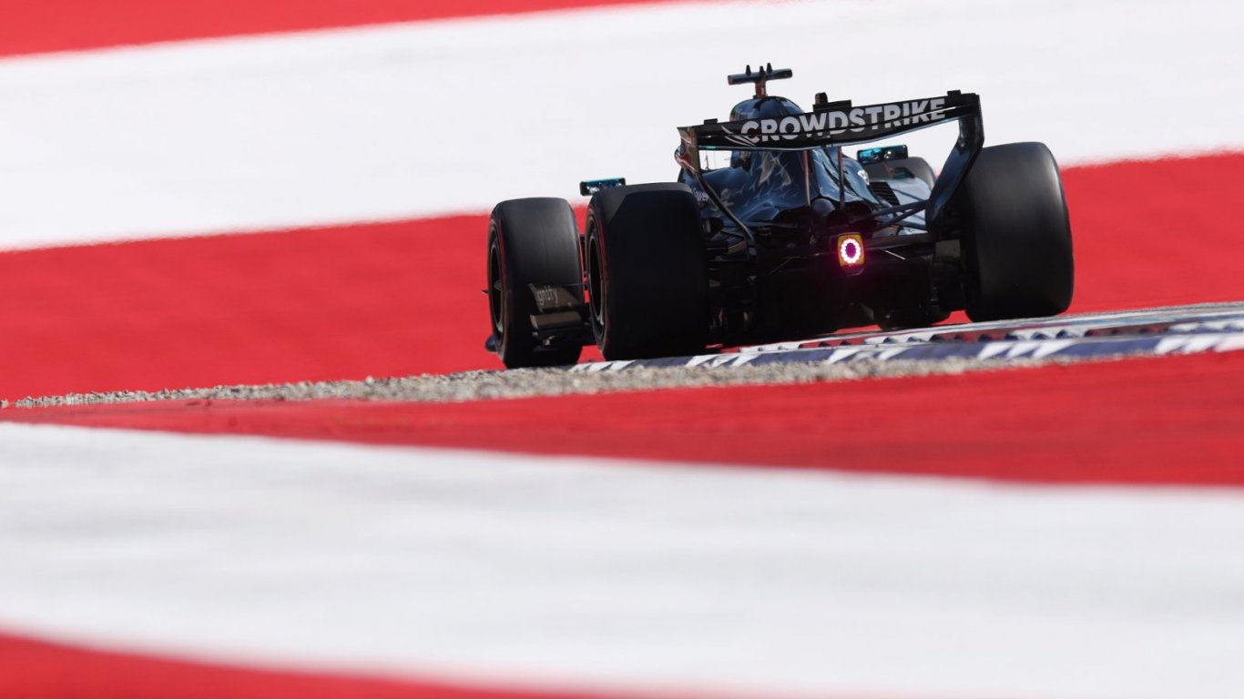 Джордж Ръсел от отбора на Mercedes AMG Petronas Formula 1