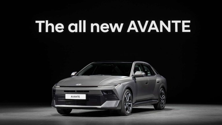 Новият Hyundai Elantra дебютира в родината си като Avante
