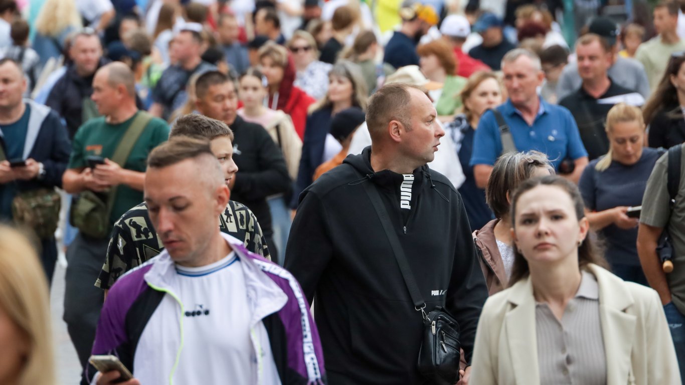 Скорошно социологическо проучване чиито резултати бяха публикувани на 30 юни