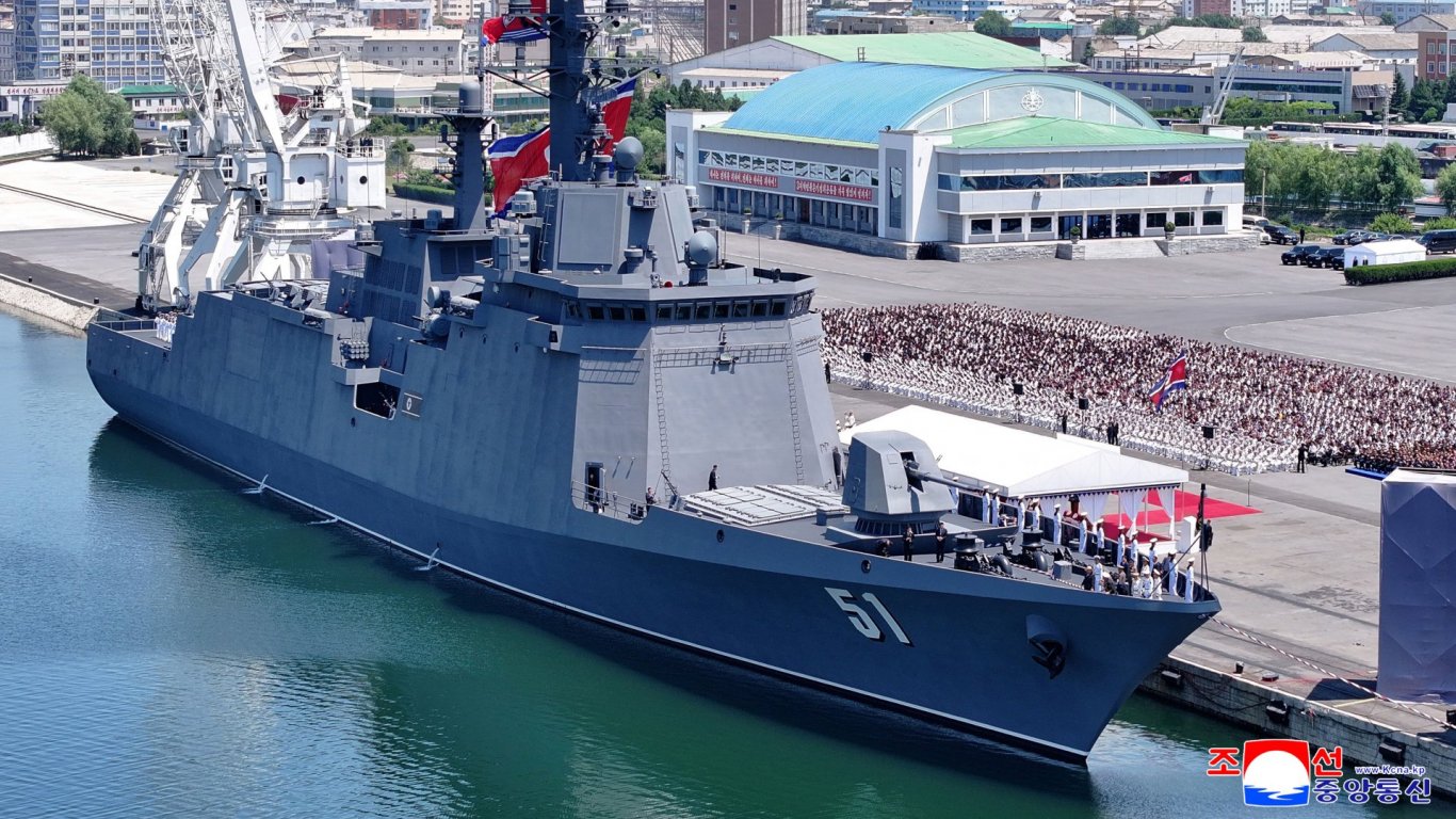 Северна Корея разработва нови ескадрени миноносци