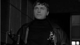 Звездата от хитовия сериал "Бригада" Александър Високовски се удави в река Ока