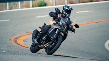 Suzuki отбеляза близо 60% ръст на продажбите на мотоциклети