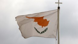 Кипър ще плати репатрирането на телата на двете българчета, загинали на острова